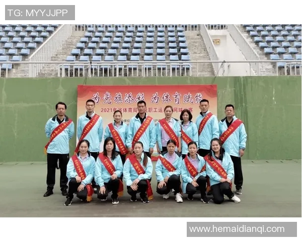 西安网球队在联赛中的团队协作展现出色凝聚力与默契配合 西安网球队在联赛中的团队协作展现出色凝聚力与默契配合